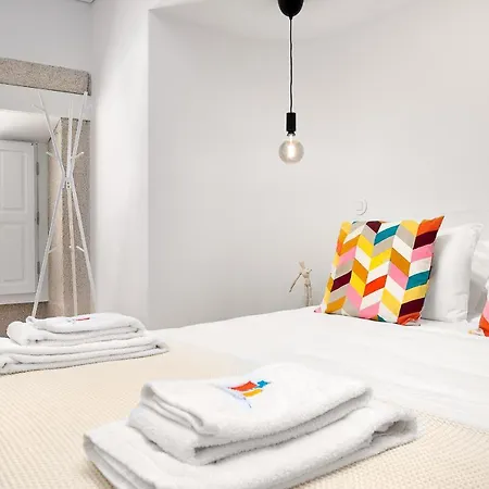 Liiiving In - Santa Catarina Boutique * Порту