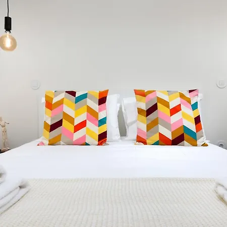 Liiiving In - Santa Catarina Boutique Порту